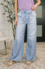 Load image into Gallery viewer, Zenim Printed Wide Leg Bottoms in Light Wash
