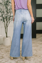 Load image into Gallery viewer, Zenim Printed Wide Leg Bottoms in Light Wash
