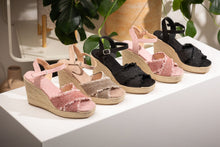 Load image into Gallery viewer, Elinor Wedge in Black
