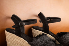 Load image into Gallery viewer, Elinor Wedge in Black
