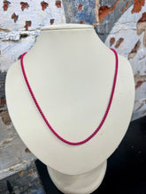 Load image into Gallery viewer, Dainty Vibrant Chain Necklace
