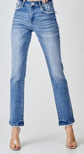Load image into Gallery viewer, Taylor MidRise Straight Jeans by Risen
