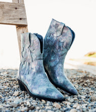 Load image into Gallery viewer, Jersey Metallic Boot in Blue
