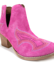 Load image into Gallery viewer, Journee Ankle Boots in Magenta
