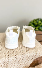 Load image into Gallery viewer, Mayo Glitter Sneakers in White
