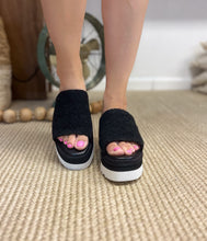 Load image into Gallery viewer, Ophelia Wedges in Black
