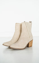 Load image into Gallery viewer, Taris Ankle Boot in Cream
