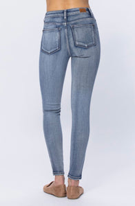 Lucy Skinny Jeans by Judy Blue